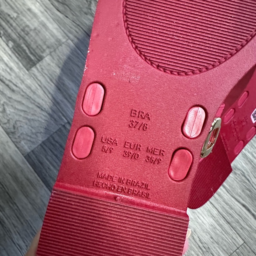 NEW Larroude Milan Jelly Sandal Grommet Scarlet 8/9 EU 38 - Picture 5 of 6